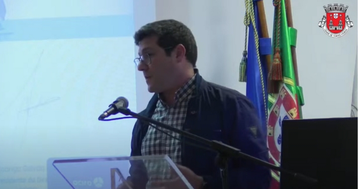 João Esteveira, Presidente da Direção da ACIRO, na Assembleia Municipal